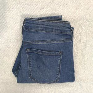 Old Navy Rockstar Super Skinny Jeans